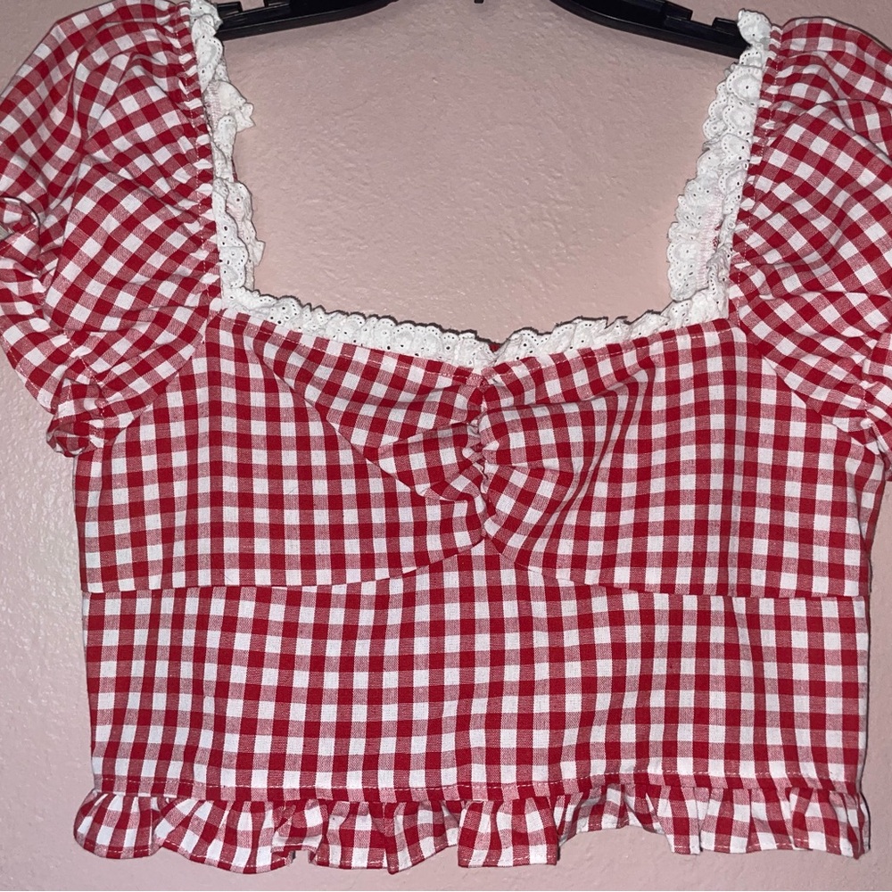 SHEIN Red Checkered Puff Sleeve Crop Top